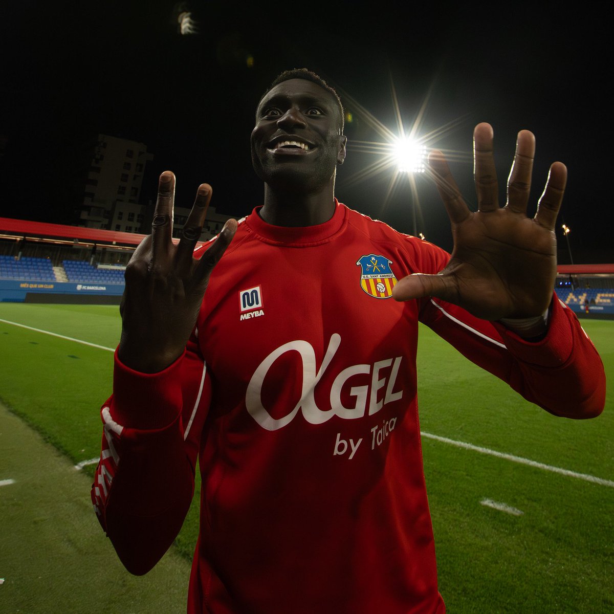 🔝 𝙌𝙪𝙞𝙣 𝙢𝙖𝙧𝙘̧, 𝙖𝙢𝙞𝙘𝙨! 

🖐🏻 5/5 victòries
✅ 15/15 punts
⚽ 8 gols a favor
🥅 2 en contra

🟡 8 triomfs consecutius.
🔴 16 jornades invictes.

🚵 L'escapada del 'Tourmalet' amb final d'etapa diumenge vinent al Narcís Sala.