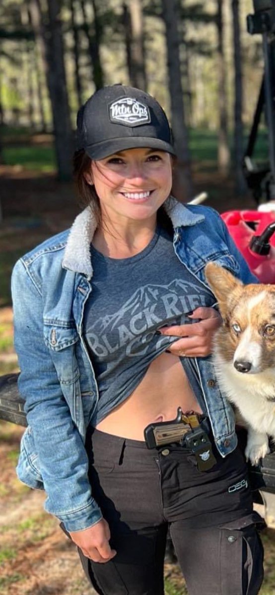 Lotte Van Heerschel tweet media