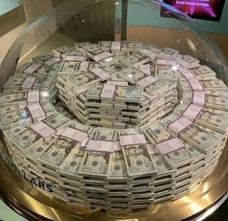 onmyway1133's tweet photo. Be honest 🧐.....

$50M just landed in your account.

What’s the first thing you’re buying? https://t.co/ZOCisViamG