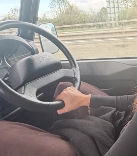 sometimes_c tweet media