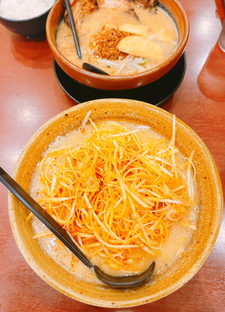 ふらっふぃー tweet media