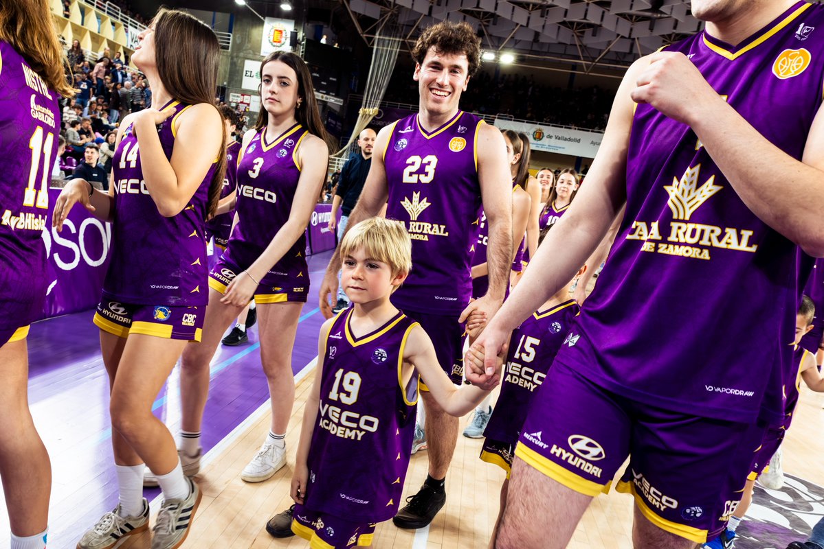 UEMC Baloncesto Valladolid tweet media