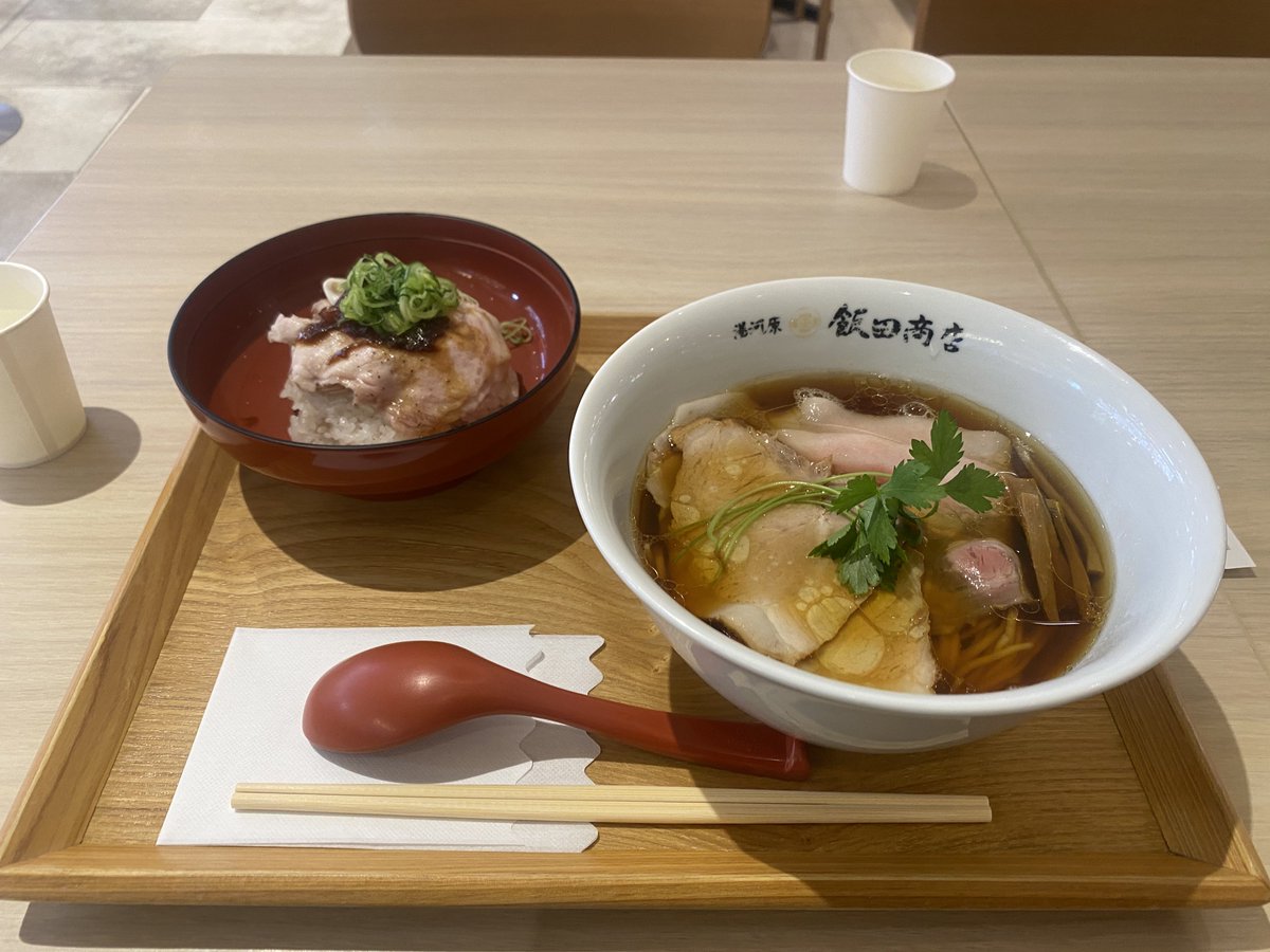 na____be6's tweet photo. 初めて食べた https://t.co/ZFMCx2g2ac