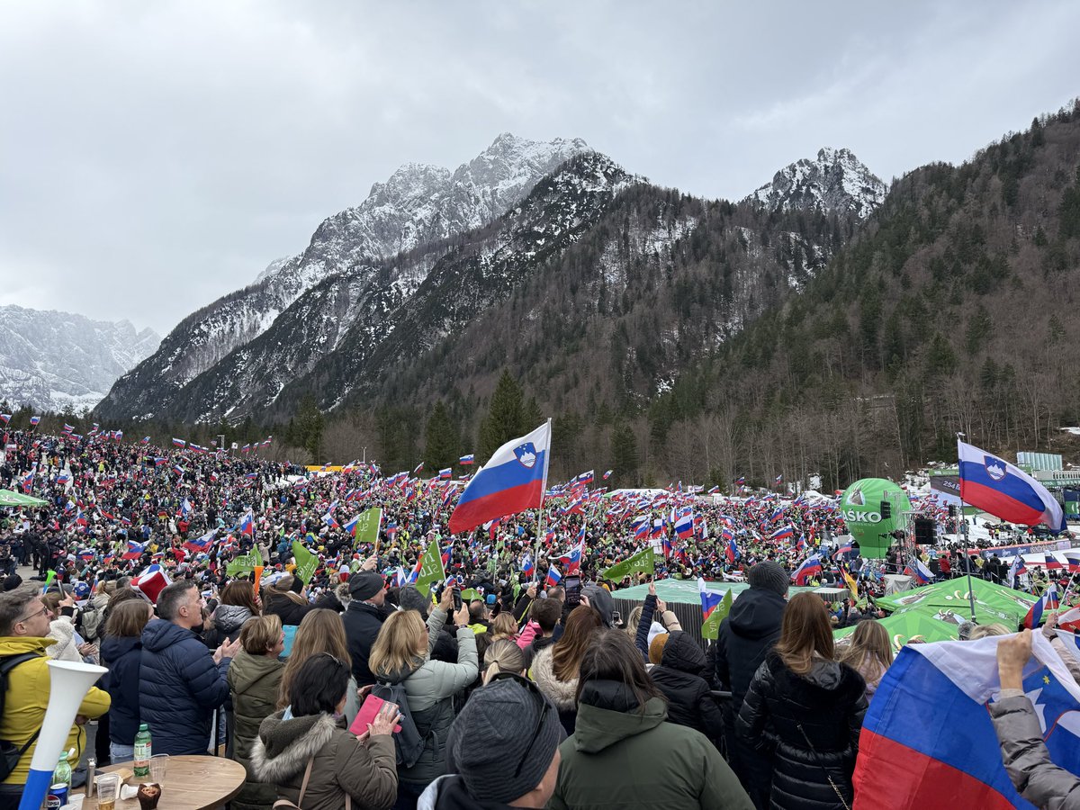tfajon's tweet image. Iskrene čestitke, @DomenPrevc za osvojeni veliki kristalni globus!

Najboljši v celotni sezoni. ❄️🏆 👏
@PlanicaNordic 🔥⛷️

Iskrene čestitke vsem našim orlom in organizatorjem za vse dni vrhunsko in varno izpeljanih poletov. #planica2026 #proud #Slovenia 🇸🇮