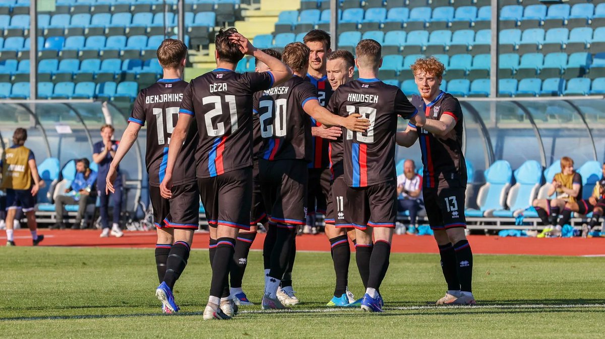 Nigel Young tweet media