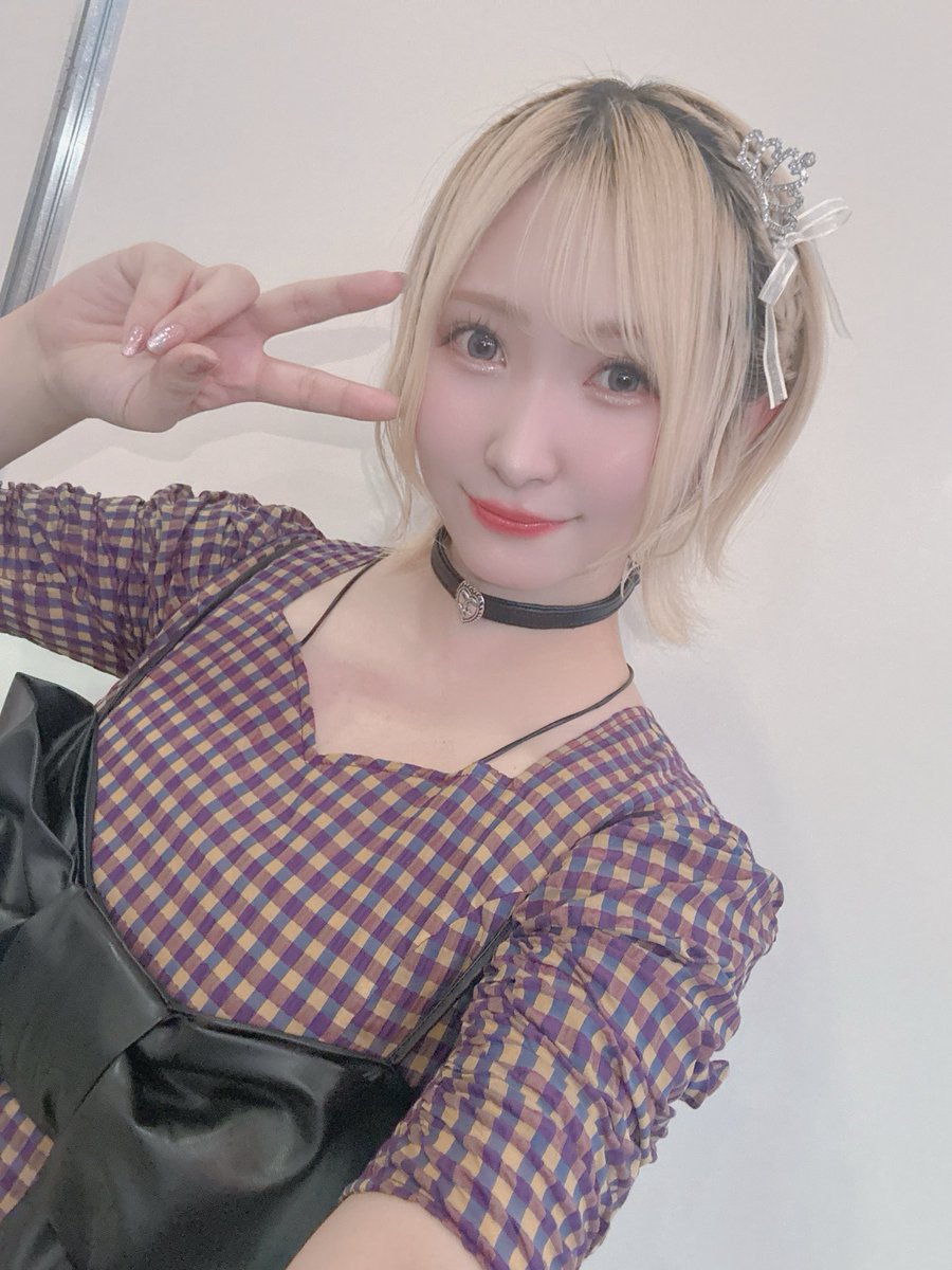 白石晴香 tweet media