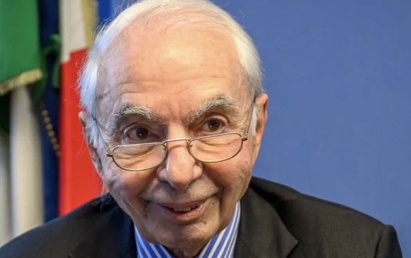 DavideSilvestr6's tweet image. I comunisti ripartano da #Amato. Quello del prelievo forzoso.