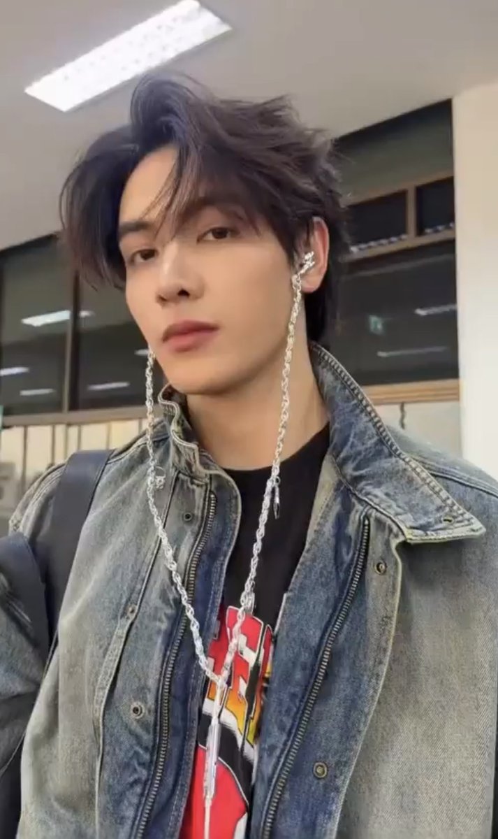 ก๋วยจั๊บ .☘︎ ݁. tweet media