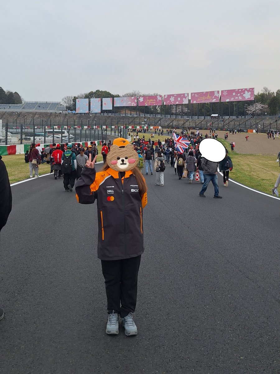 colin chap 🍞 tweet media