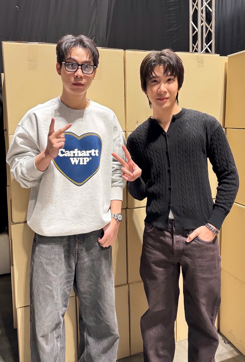FirstKhao_Trend's tweet photo. พี่เฟิร์ส พี่ข้าวตัง หล่อเท่กันขนาดนี้ มาพาติดอันดับเทรนด์ไทยกันนะคะ รวมพลังกันน้า

FIRSTKHAOTUNG MUMU FNV26

#GMMTVFANIVAL2026xFirstKhaotung https://t.co/i0wB6e1oxt