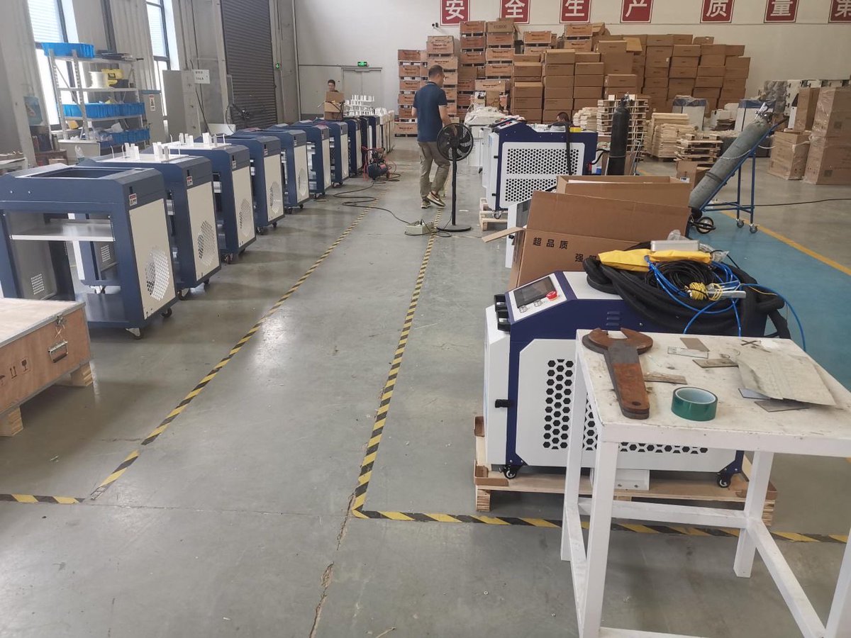 SharpBeamCoComm's tweet photo. أهلاً بالعالم! 👋 

هنا ,,,
 [Sharp Beam Company Commercial]، 

وجهتكم الأولى لـ [الالات القص بالليزر واللحام بالليزر]. 

نحن هنا لخدمتكم وتقديم الجودة الأعلى. انتظروا مفاجآتنا القادمة! 🎁 #Sharp_Beam "

#Cutting_machine 
#Welding_machine https://t.co/7V6IhDMSlf