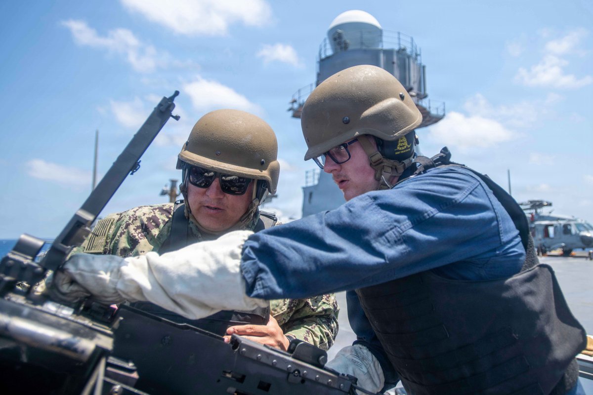 US7thFleet's tweet image. Bringing the thunder.

Sailors aboard USS Blue Ridge (LCC 19) conduct an M2A1 .50-cal live-fire exercise, March 22. Weapons training ensures our warfighting readiness and unrivaled lethality, the cornerstones of regional peace.

#AlwaysReady | #US7thFleet