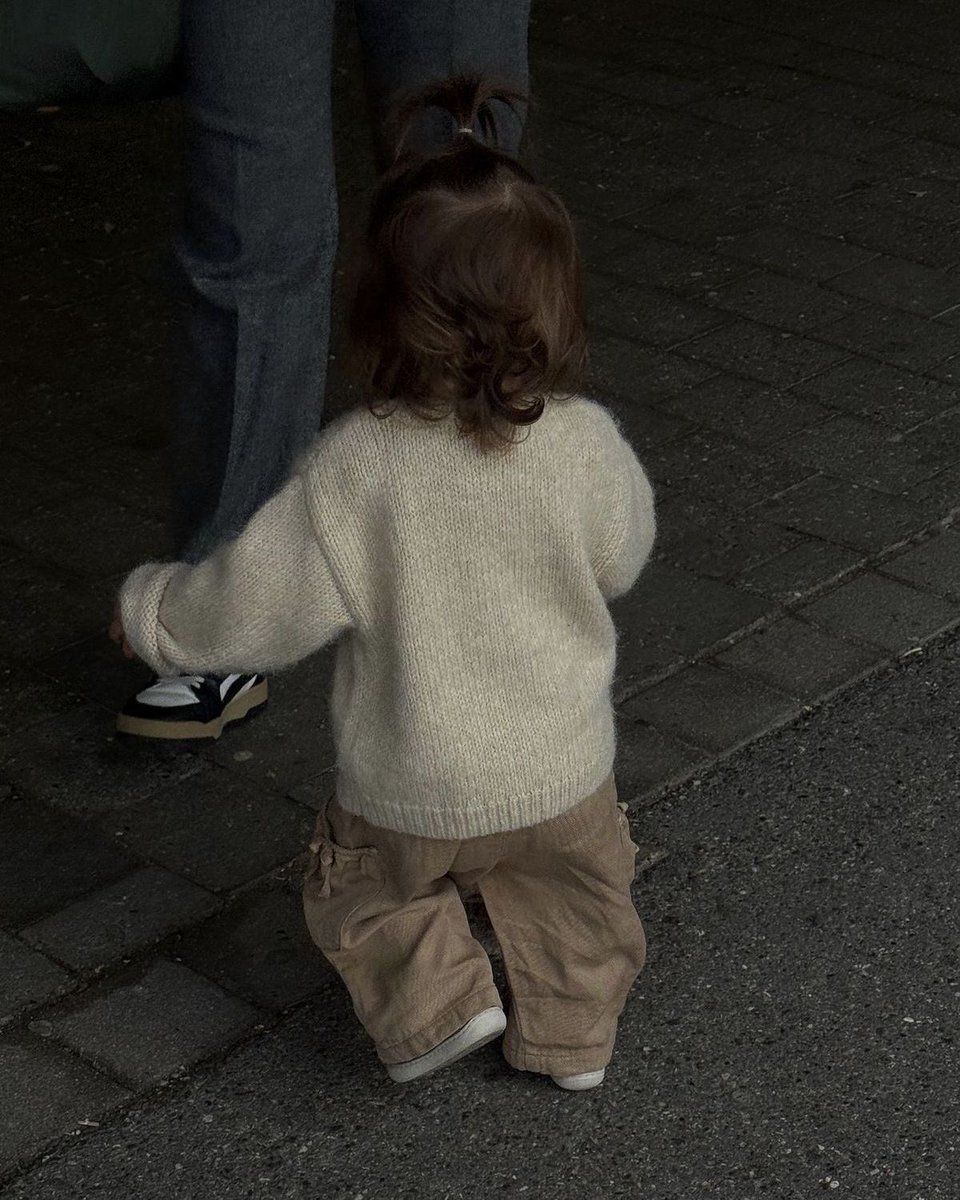 HAZEL🌻 | AU📍 tweet media