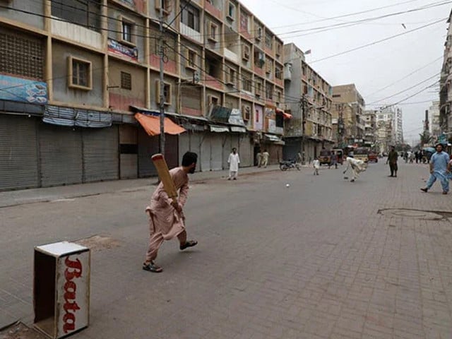 The_Nation's tweet image. Govt mulls two-day weekly smart lockdown to cut energy use
nation.com.pk/29-Mar-2026/go…
#Lockdown