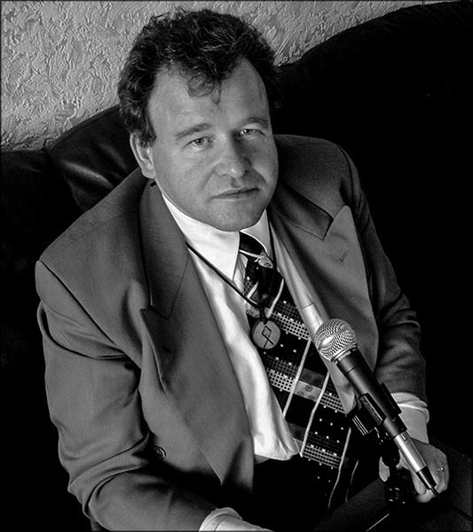 HowlingBowden tweet media