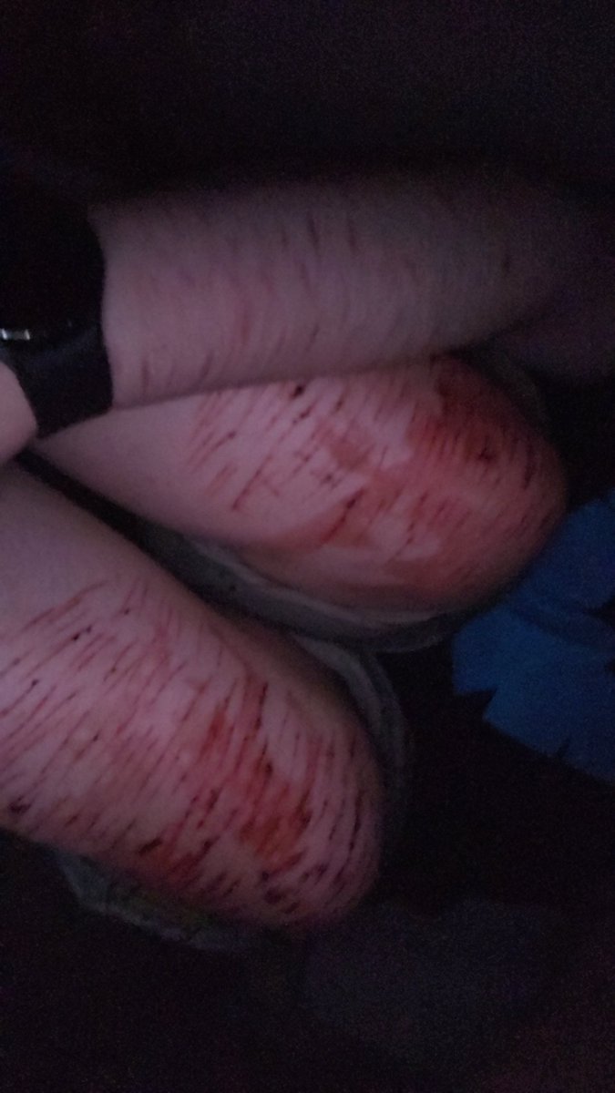 .˚𓏲🜏 Aneurin tweet media