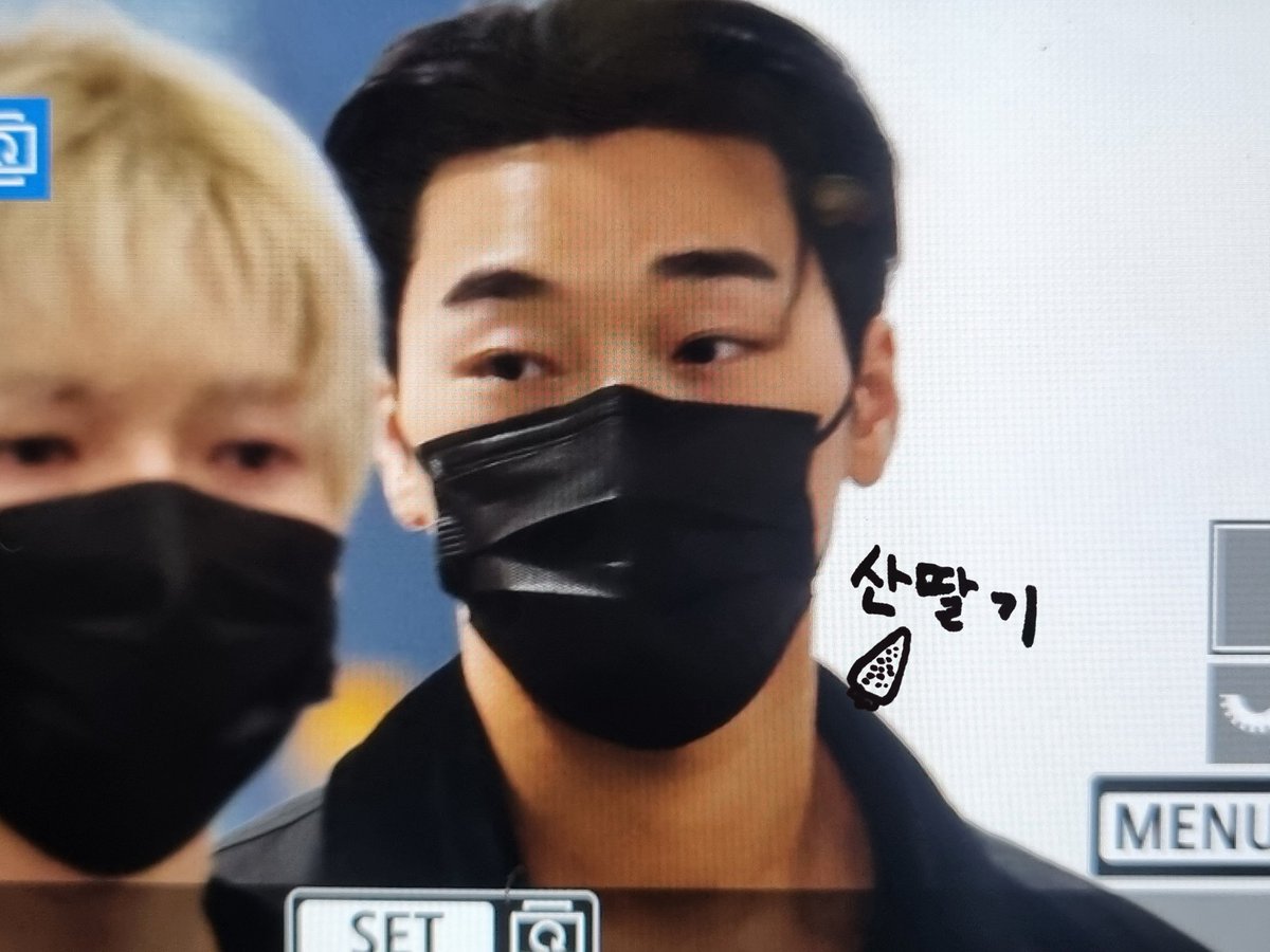 산딸기🍓𝓻𝓪𝓼𝓹𝓫𝓮𝓻𝓻𝔂 ⋆˚₊ tweet media