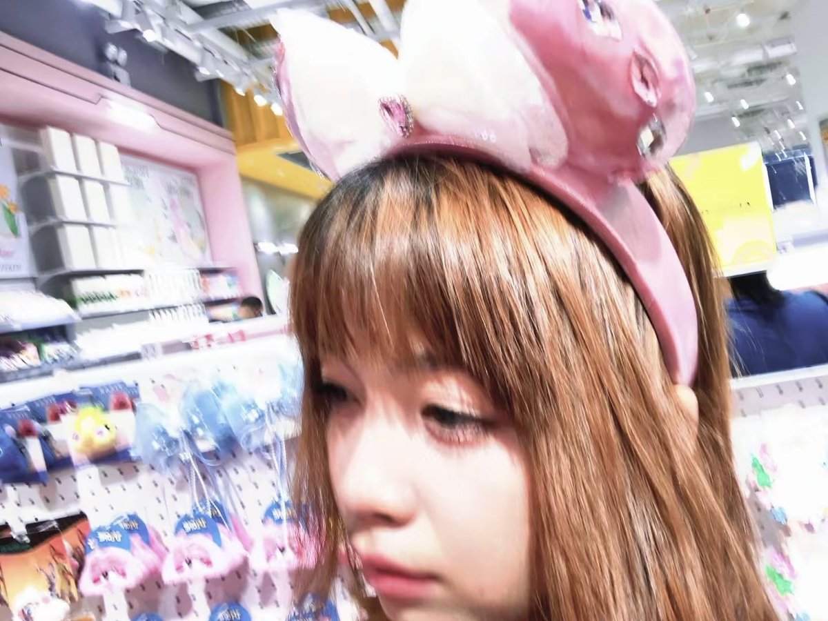 sherynade wilhem tweet media