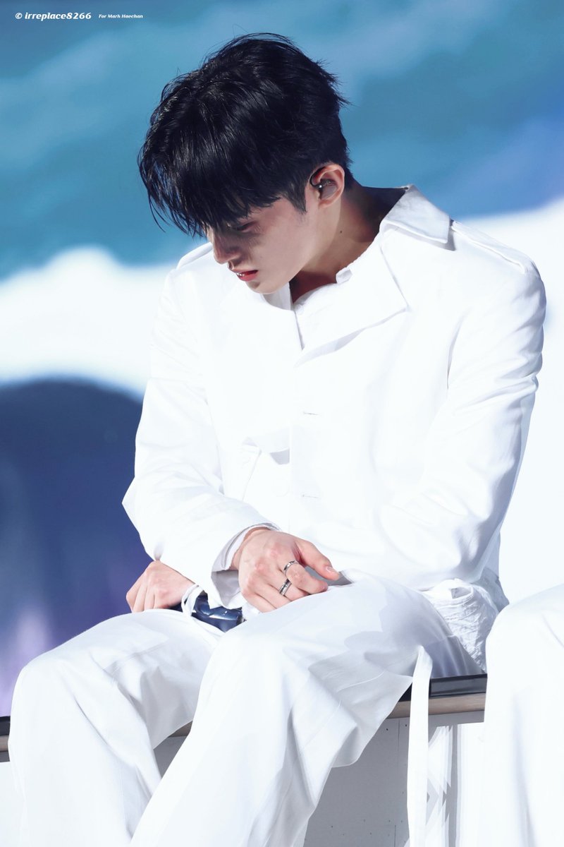 Irreplaceable tweet media