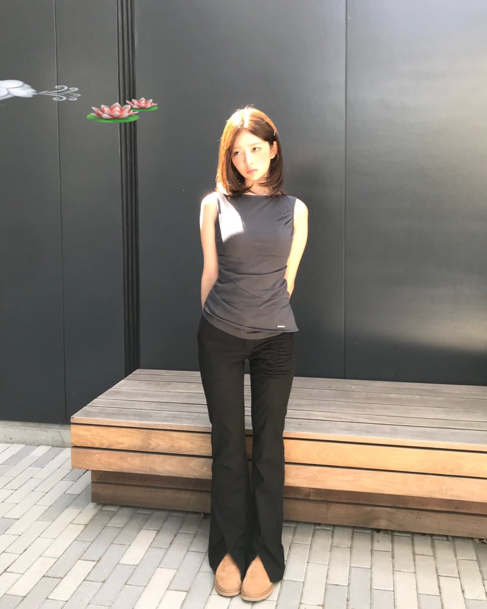 𝑁𝑎𝑜𝑖 𝑅𝑒𝑖 𝑃𝑖𝑐𝑠 tweet media