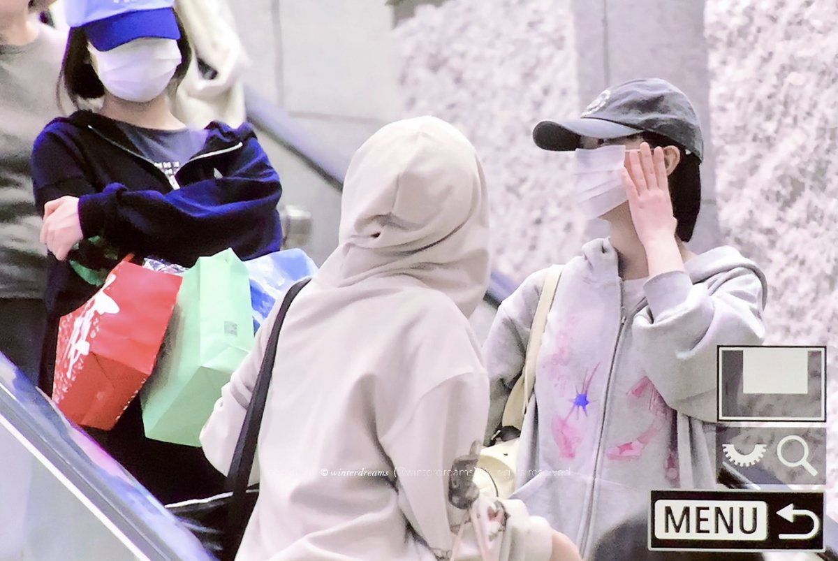 ๐๐ถ๐ป๐๐ฒ๐ฟ ๐ฑ๐ฟ๐ฒ๐ฎ๐บ๐ tweet media