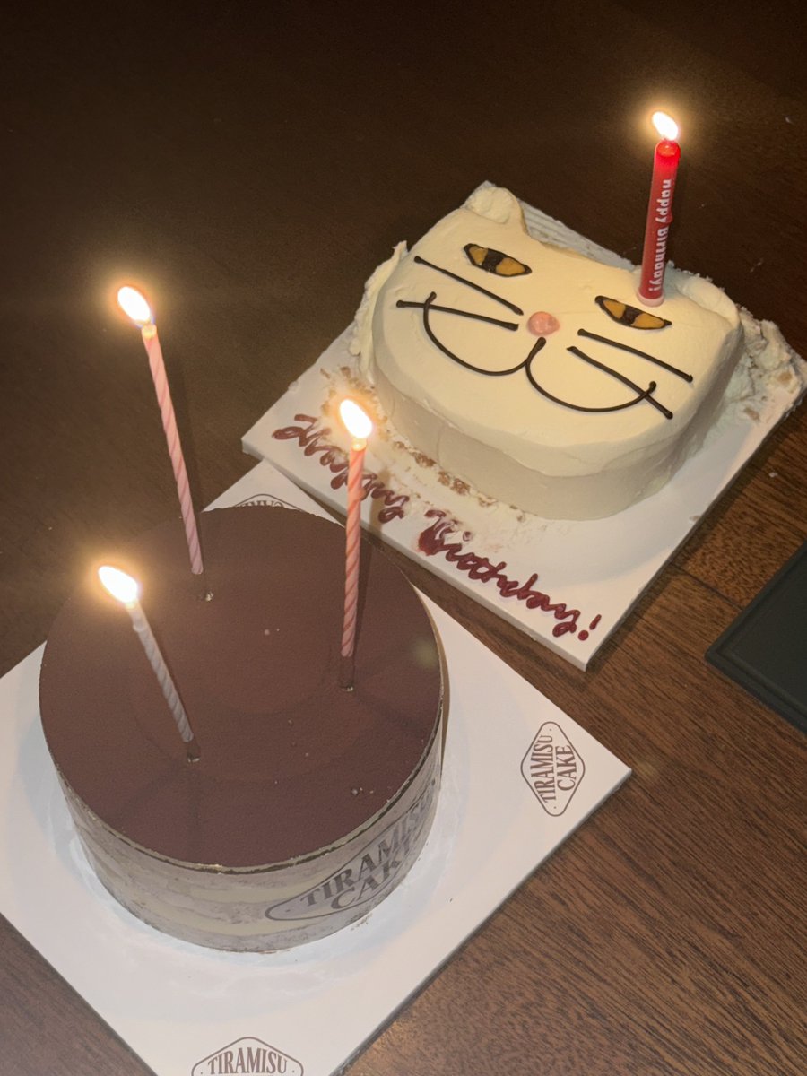 한입이 tweet media