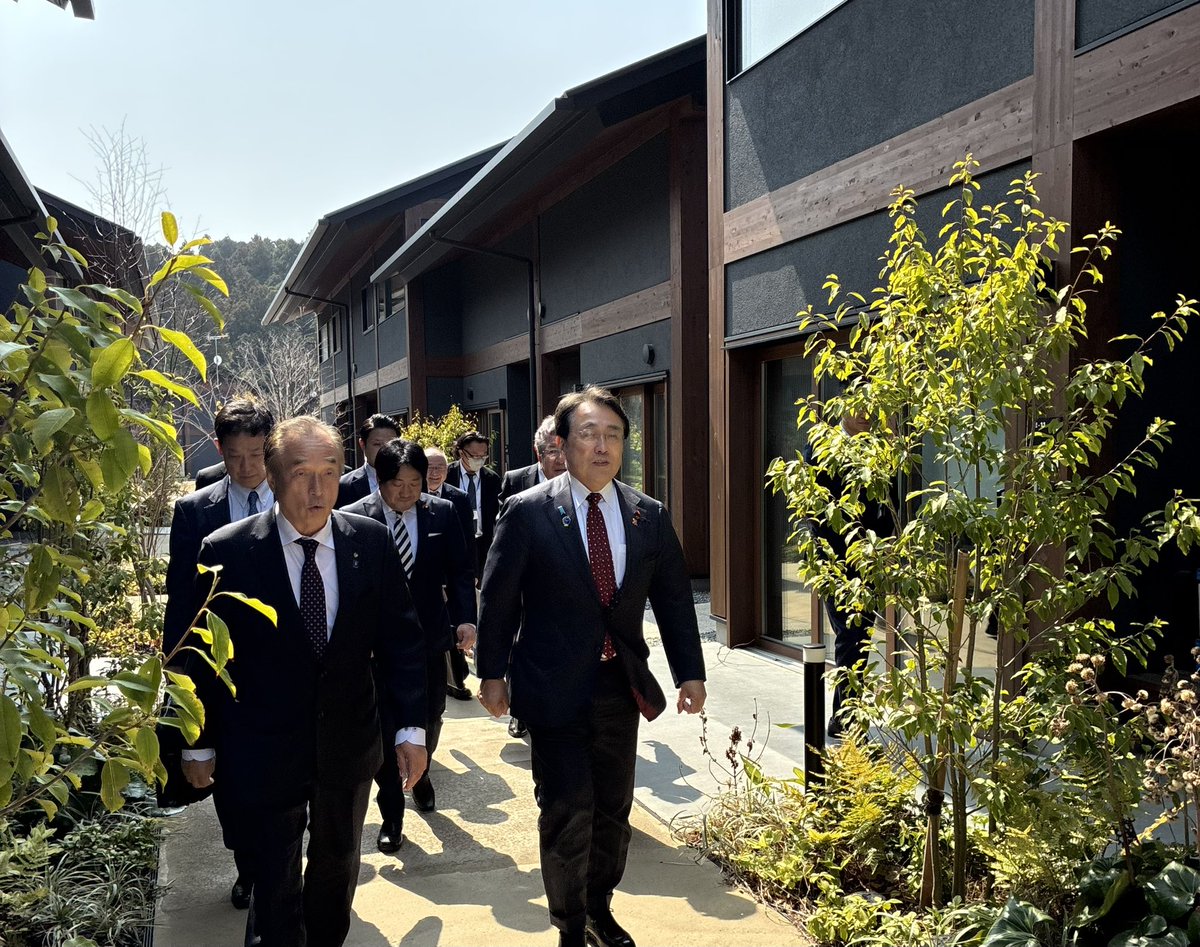 赤沢りょうせい tweet media