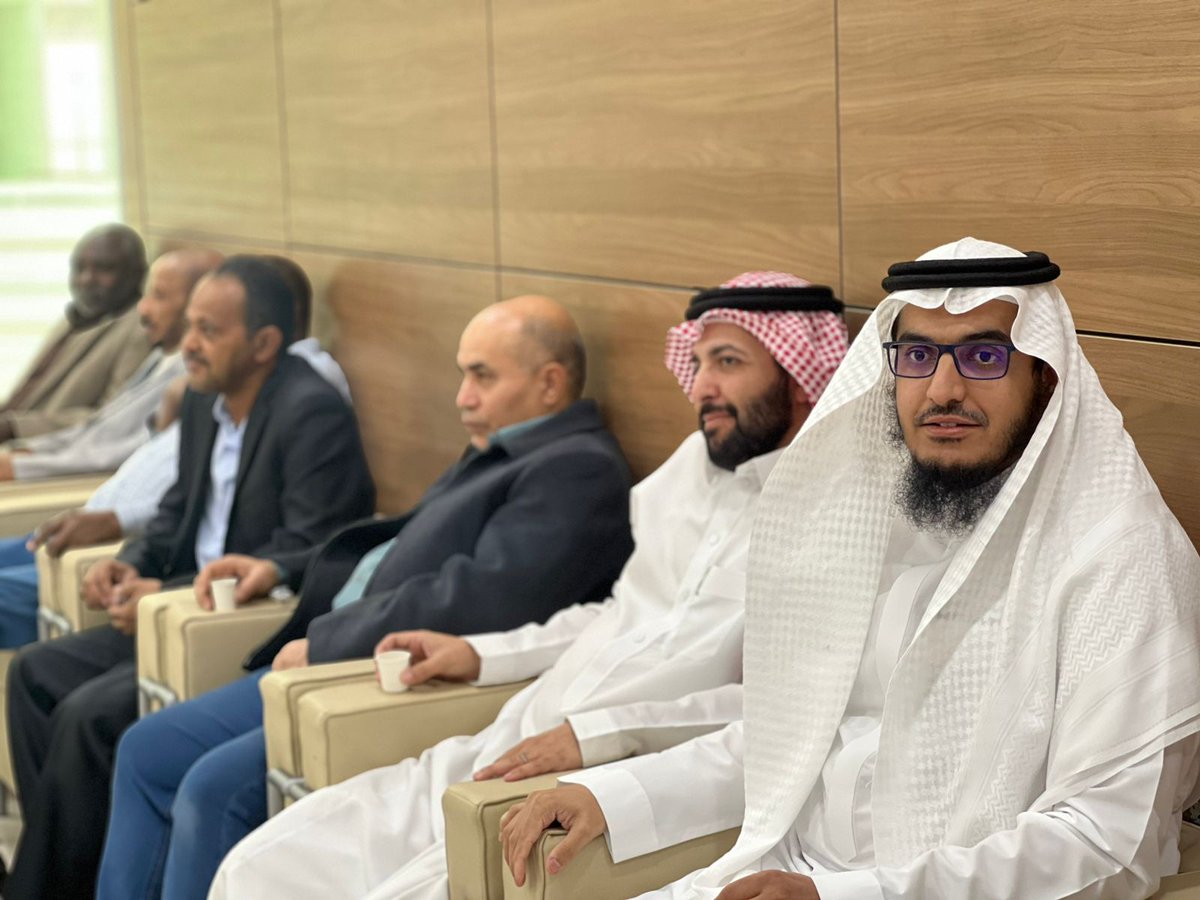 الكلية التطبيقية بحريملاء tweet media