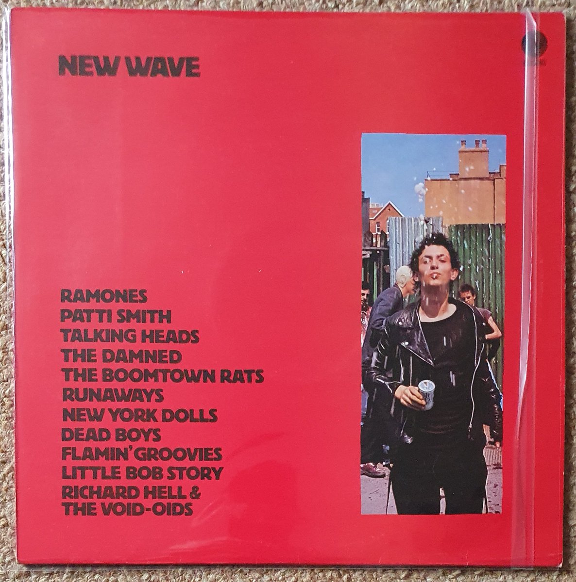 PunkAndNewWave tweet media