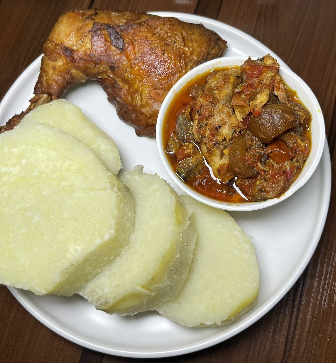 OFFICIAL PECKDANIELS tweet media