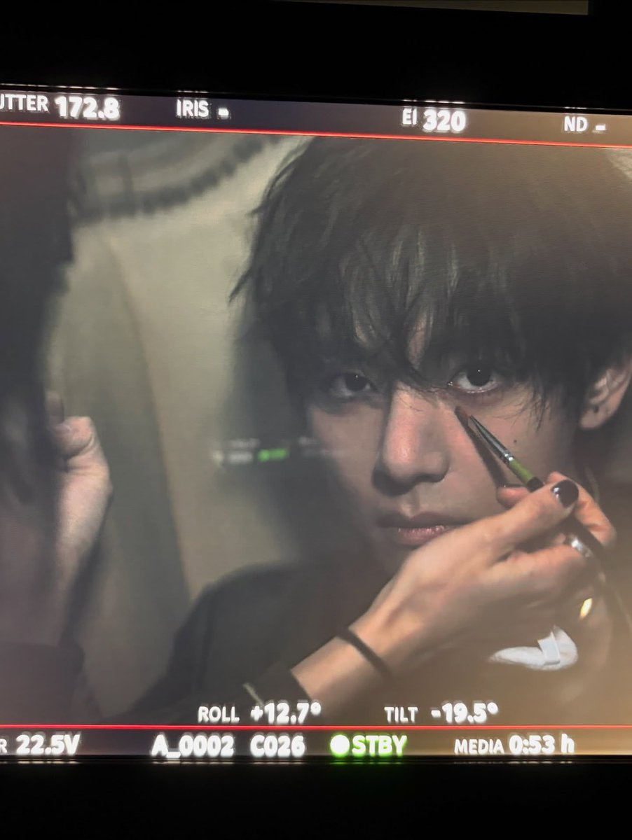 𝑖𝑠𝑜 tweet media