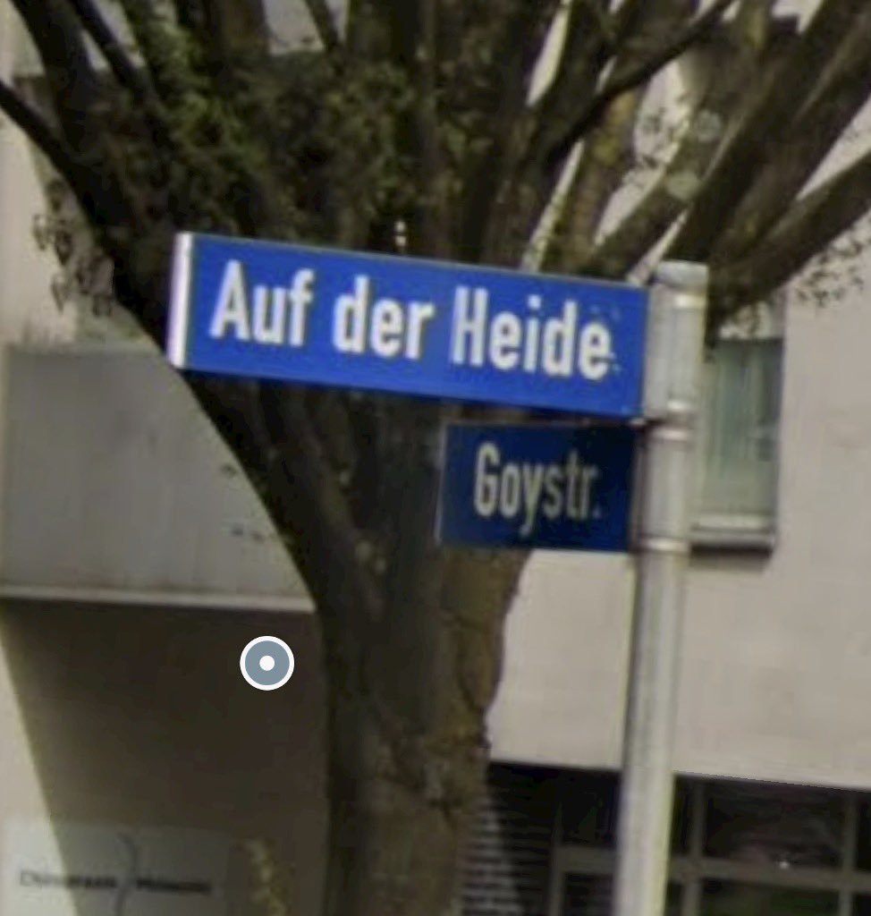 KrysAnger tweet media