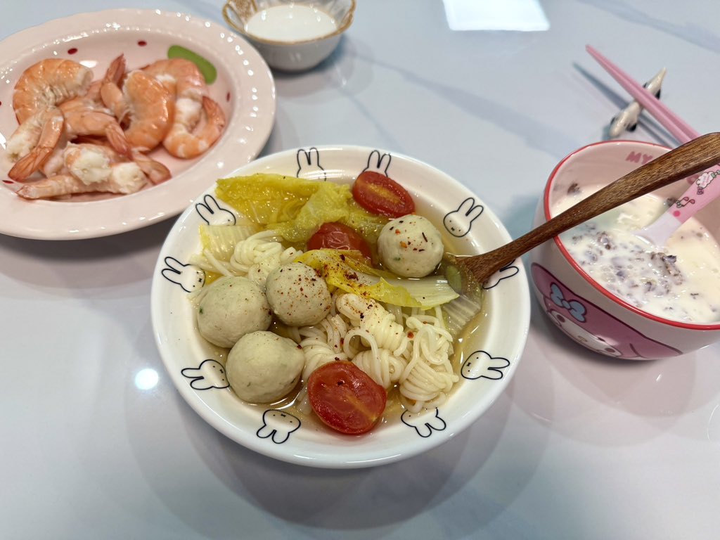 李重年 tweet media