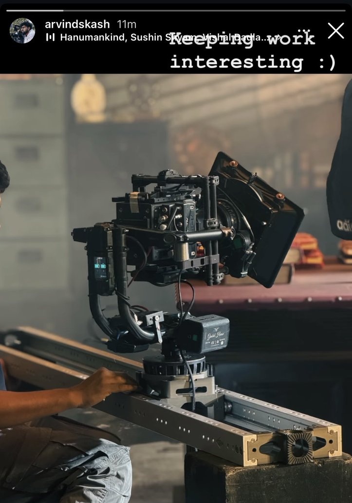 TheCineGossips's tweet image. Aravind Kashyap is rolling with an @ARRIChannel camera for #NBK111 🎥🔥

The same powerhouse tech that powered #RRR, #Kalki2898AD &amp;amp; #Baahubali: The Beginning ✨

Get ready for a grand visual spectacle with Nandamuri #Balakrishna 💥