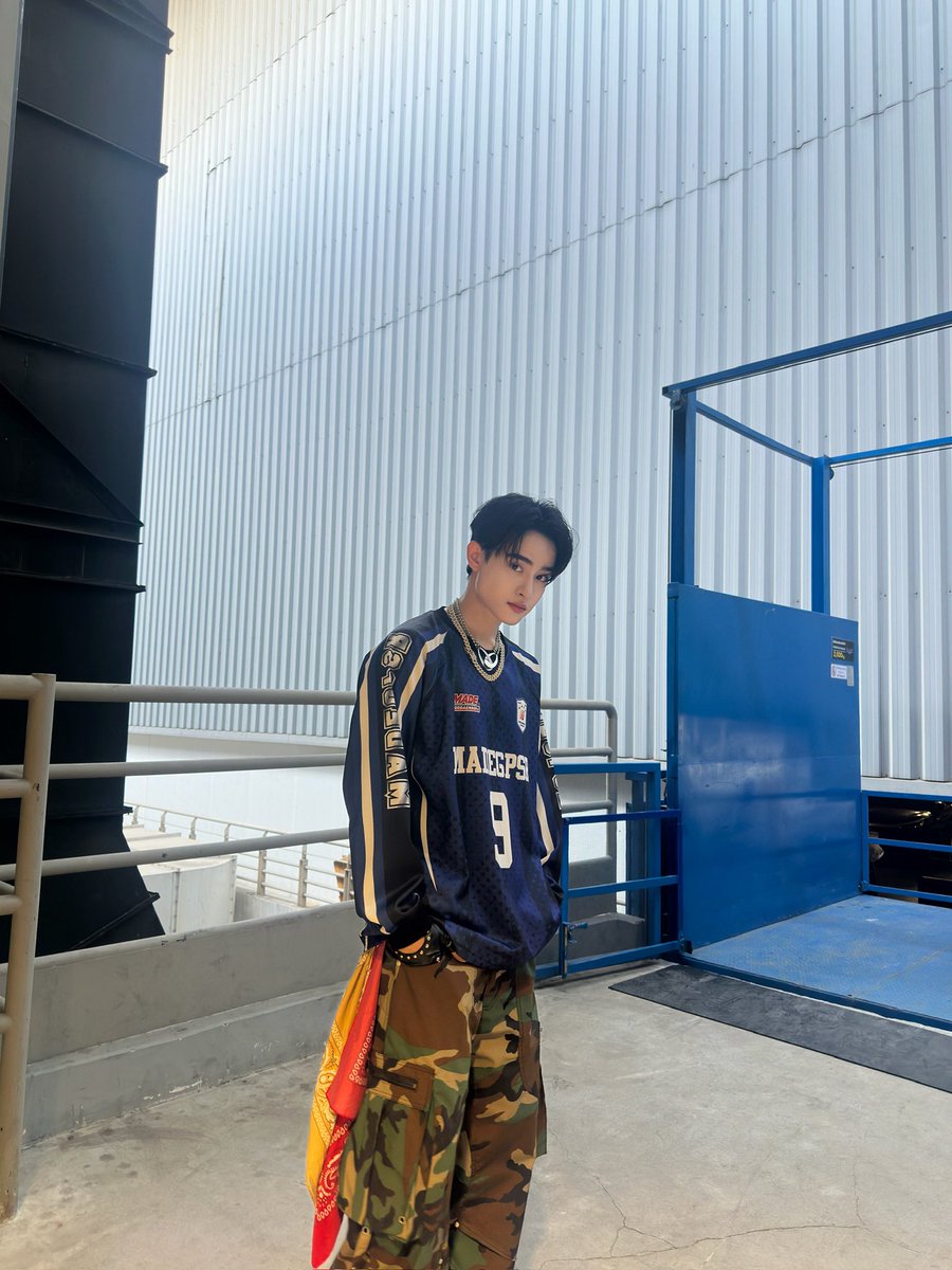 Tinnasit tweet media