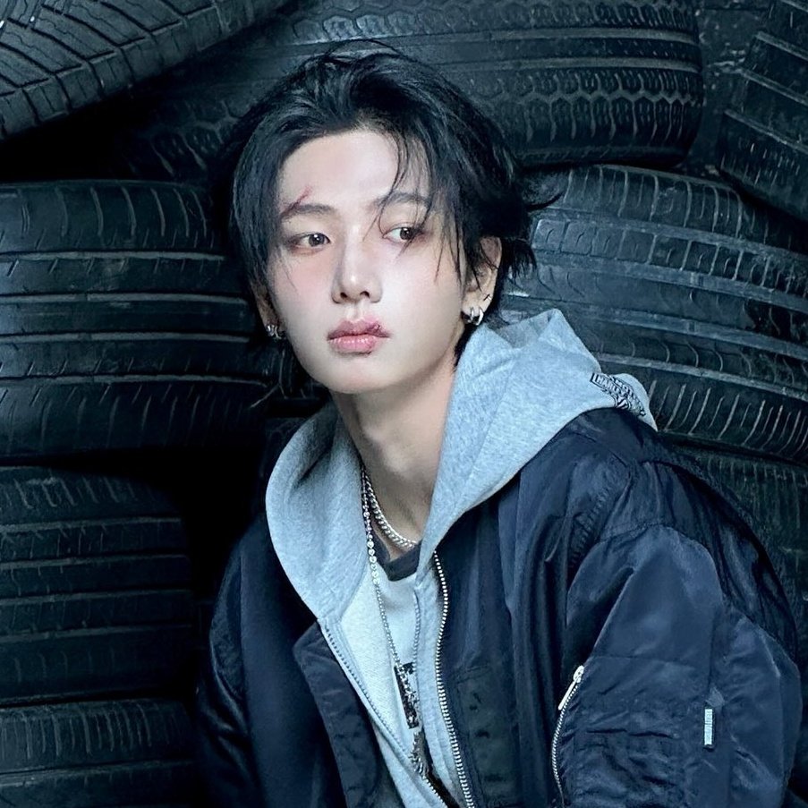 ADRIAN SANGITA. tweet media