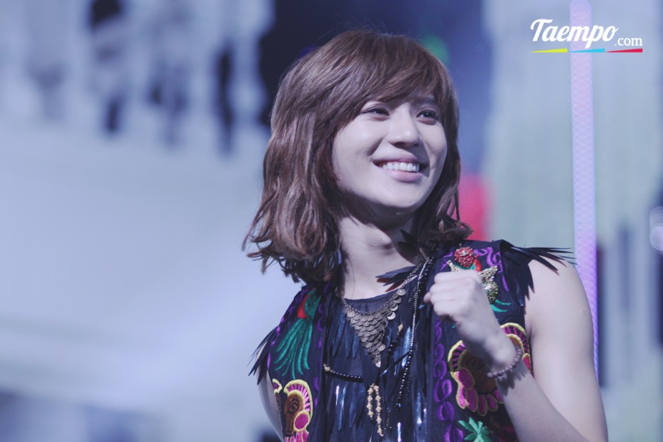 Gaze x Time ⏳ backstage tweet media