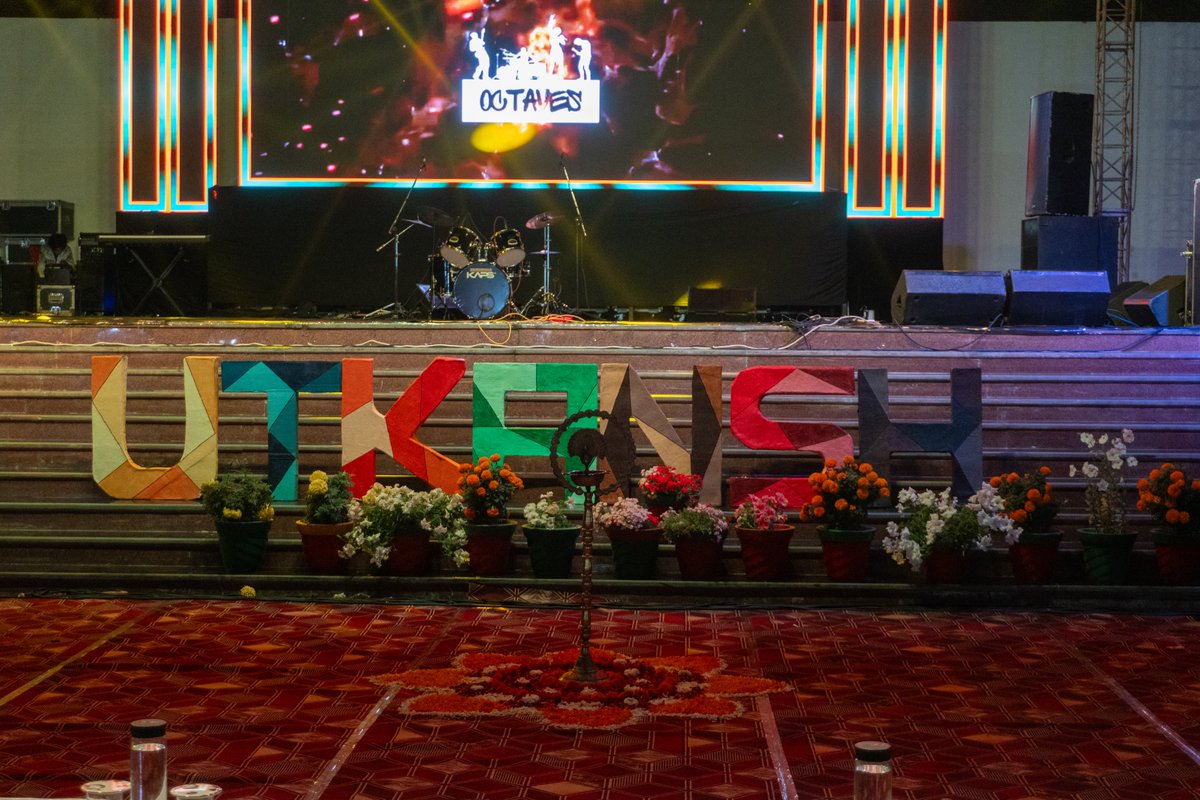 NITJofficial's tweet photo. From impactful stage acts to soulful Rajbhasha presentations and international student showcases, Day 0 set the perfect tone for an unforgettable Utkansh’26.
#Utkansh26 #NITJalandhar #CollegeFest #CampusLife #FestVibes #YouthFest #TechnoCulturalFest #StudentLife https://t.co/B5ydInvRBp