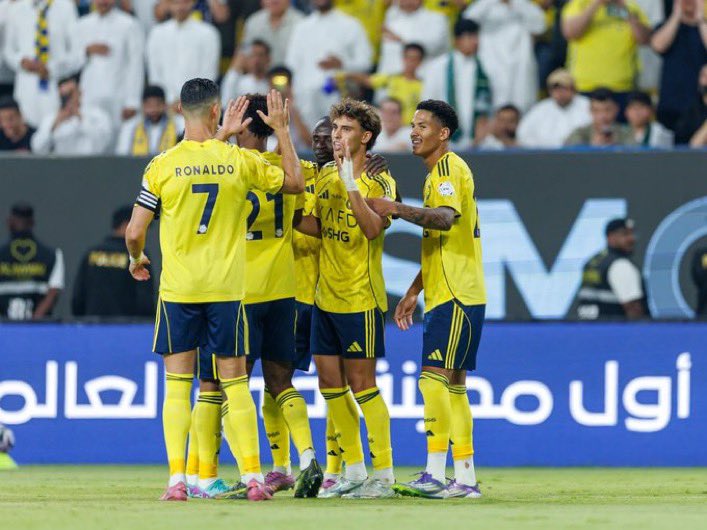 إنت محبوبي 💛💙 tweet media