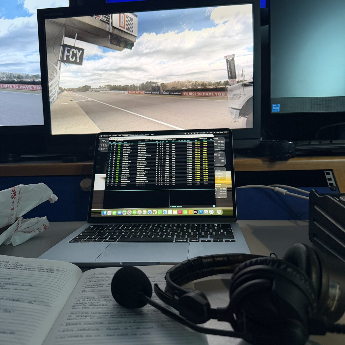 Poco più di 10 minuti al via 🏁

Tutto pronto per il GP dell’Alabama, live su Sky Sport F1 

#INDYCAR #SkyMotori