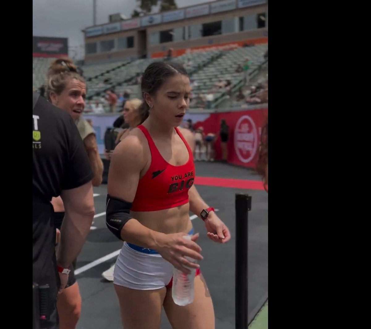 MeMyselfAndI tweet media