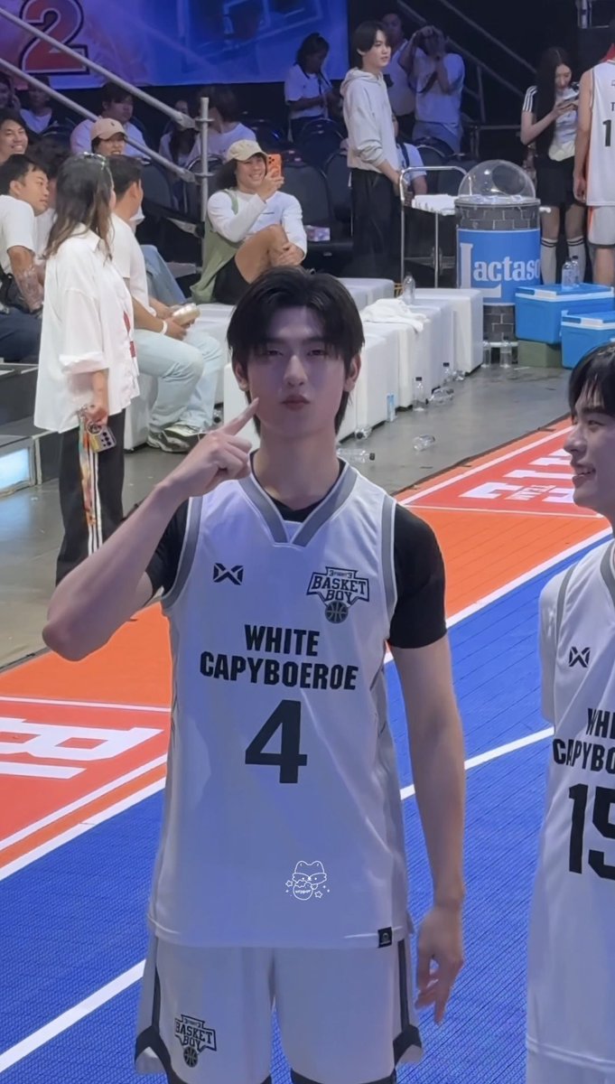 ปอปอ. tweet media