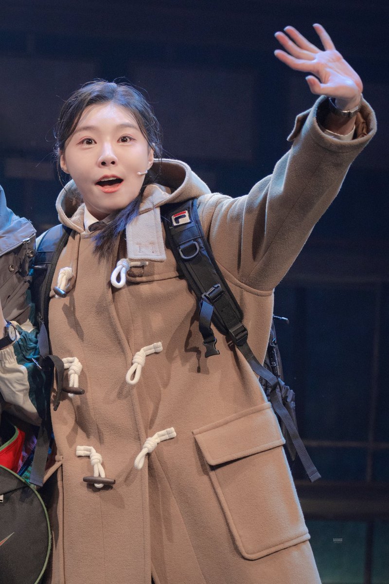 260328 낮 A여고 사서의 영광과 비극
스페셜 커튼콜 :: 사실은 말야

명경 | #이서영

에