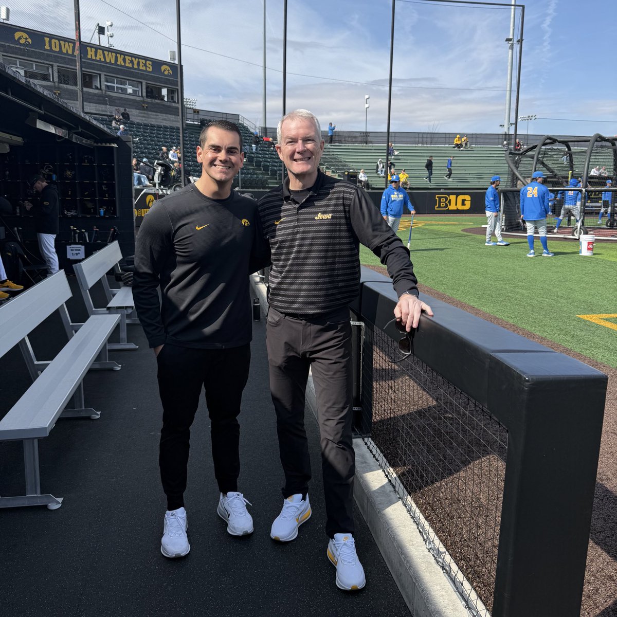 John Leo tweet media