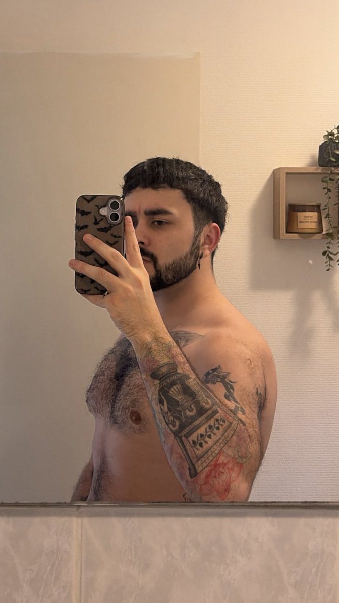 Ulquiorra tweet media