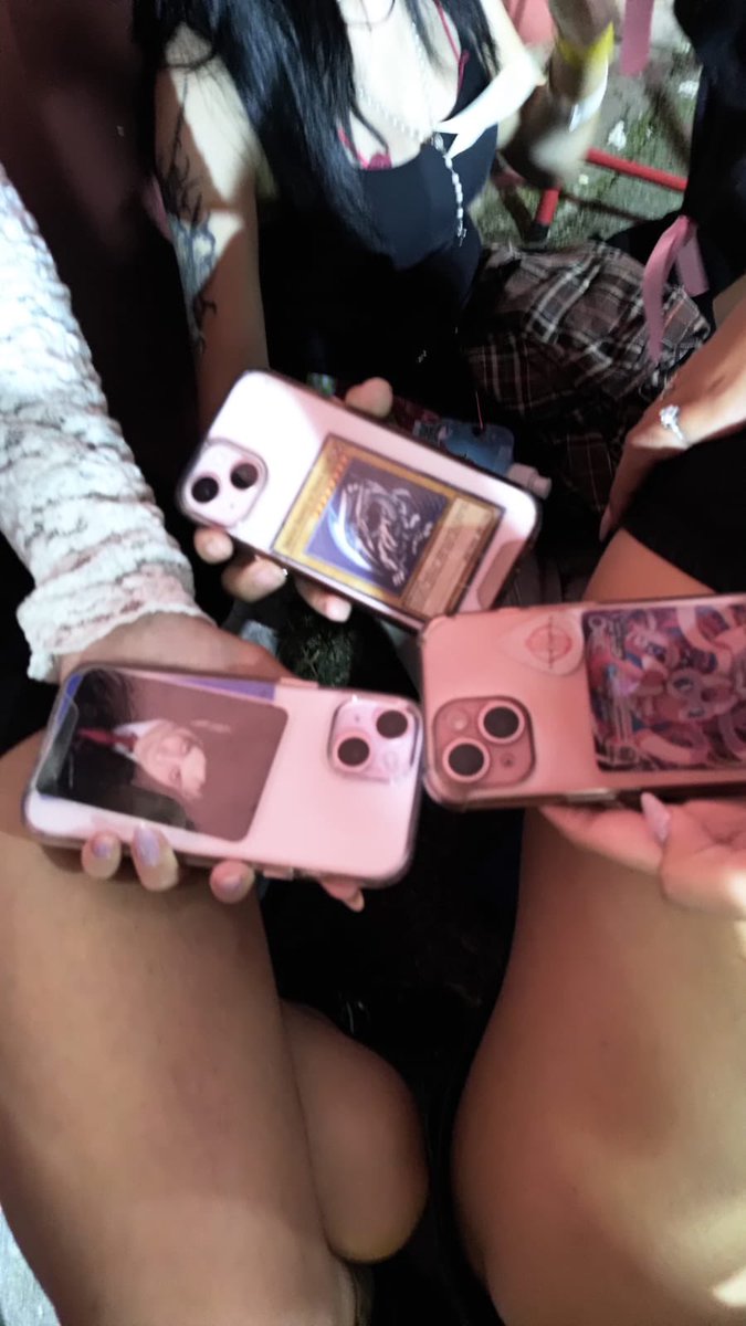 bananafrita 🇵🇸 tweet media