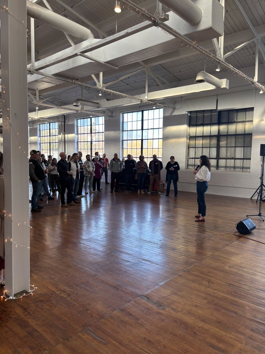 Wallace for Congress tweet media