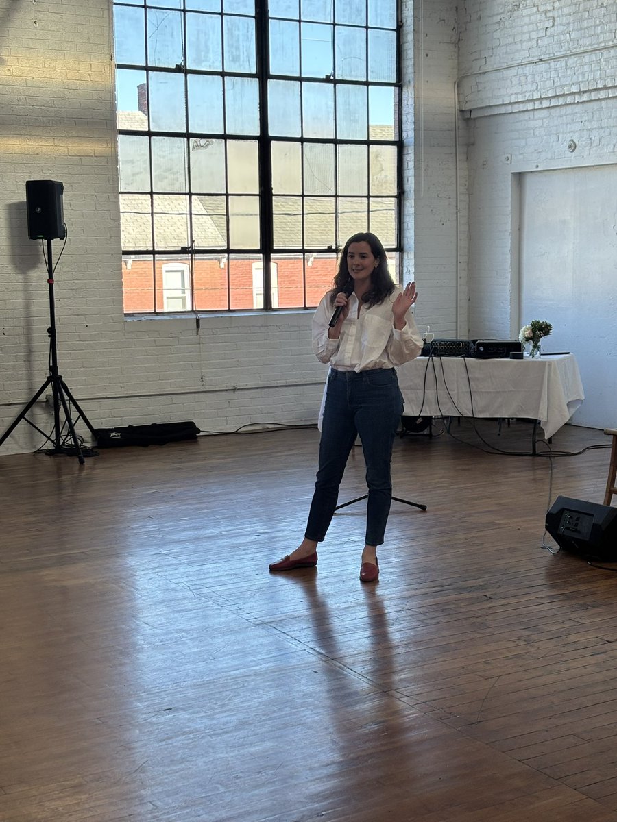 Wallace for Congress tweet media