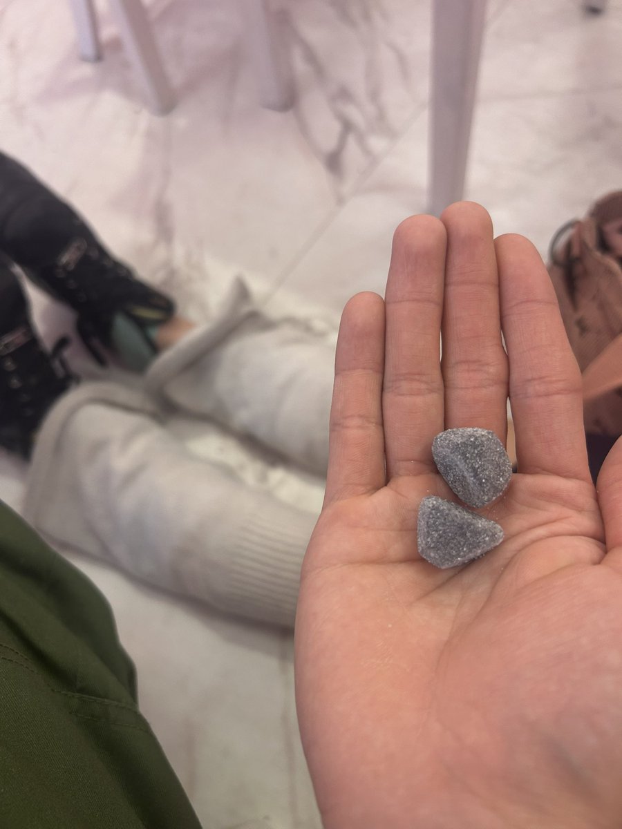 まらかす tweet media