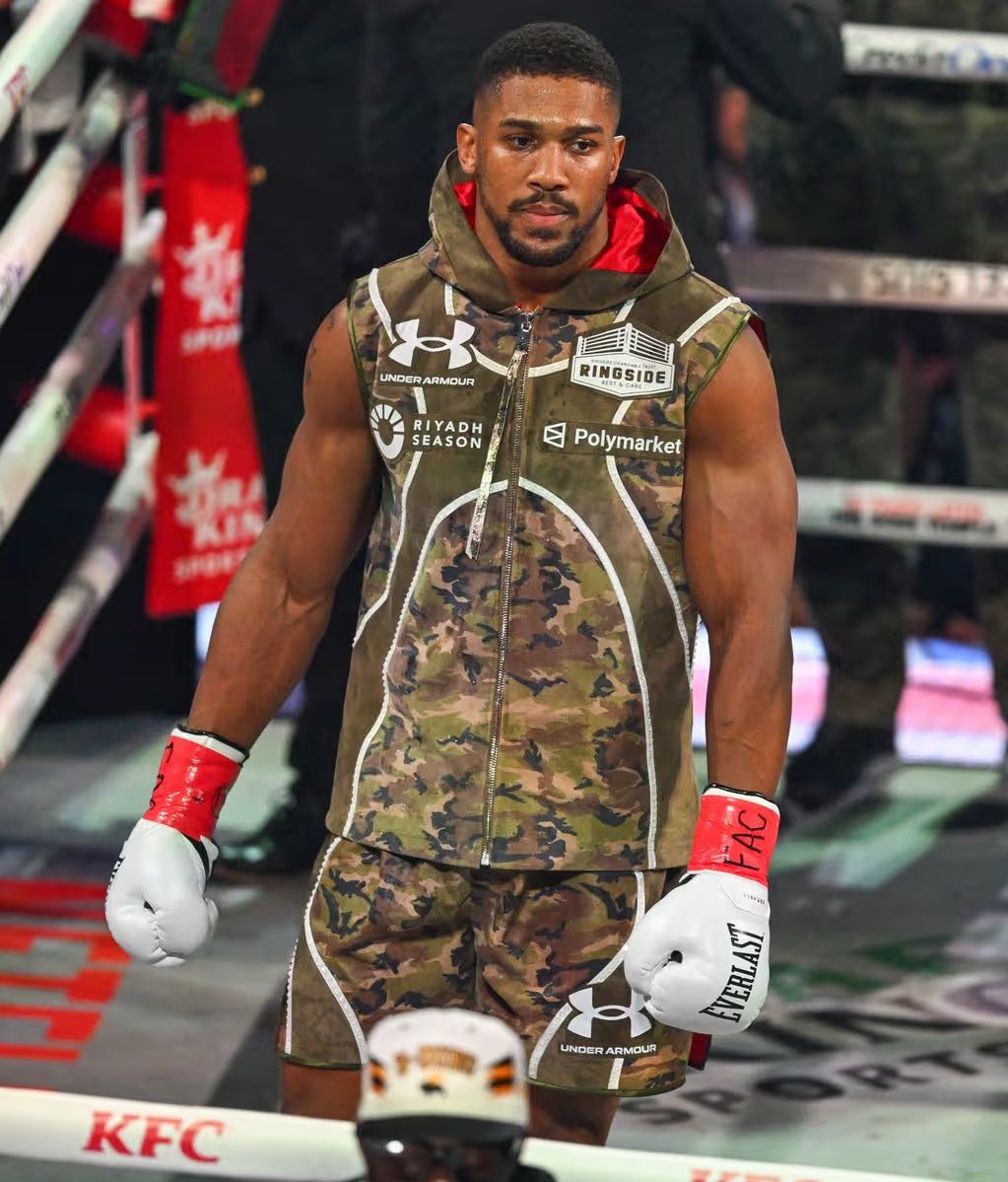 Kyle White tweet media